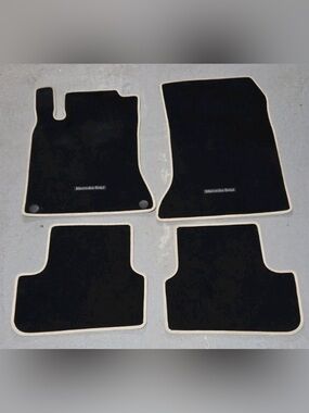 Mercedes-Benz Black Car Floor Mats with Beige Trim 2018-2023 NEW AUTHENTIC